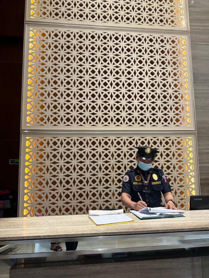 Luxury Suite Across Sm Megamall มะนิลา ภายนอก รูปภาพ